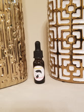Load image into Gallery viewer, Melanourish Robust Beard Oil
